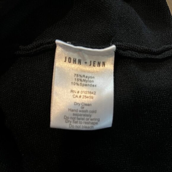 JOHN + JENN Black Mock Neck Long Sleeve Cut Out Hem Cropped Sweater Exposed Zip - Picture 7 of 8